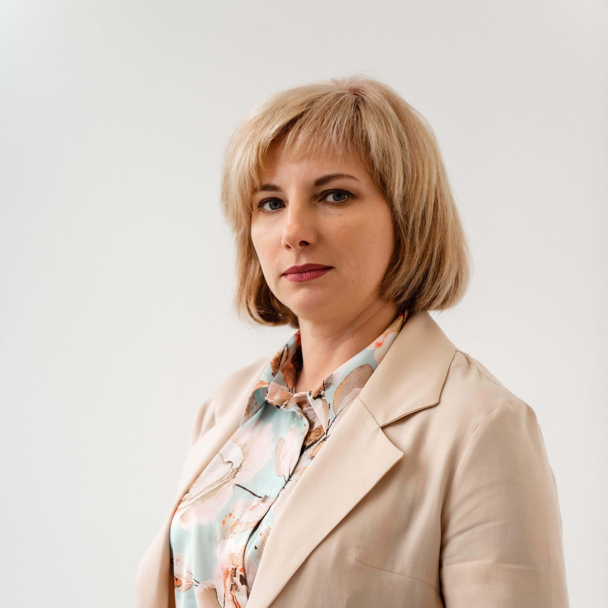 Людмила Стукан